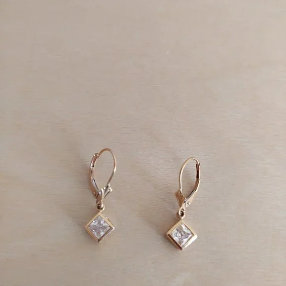14K Gold Leverback earrings with clear